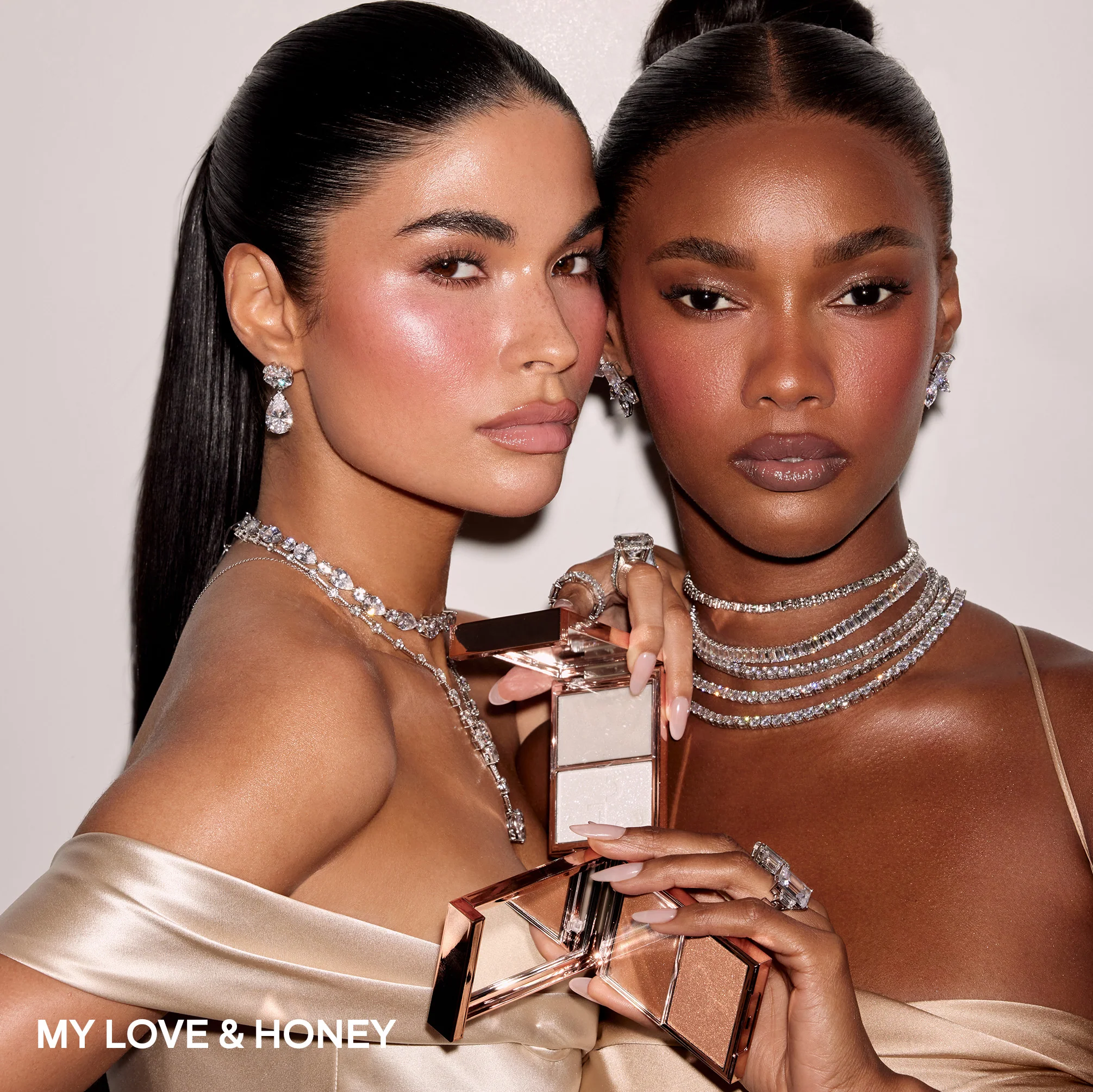Major Glow Crème & Powder Light Reflecting Translucent Highlighter Duo - Image 14